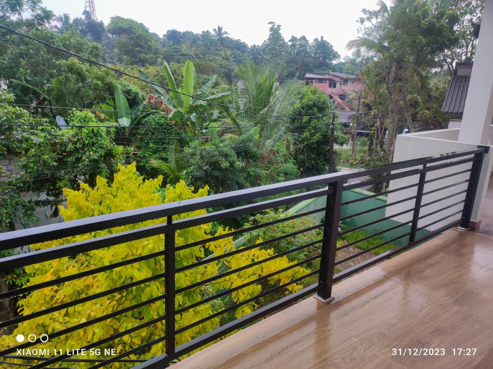 Villa Tanzanite Hikkaduwa Buitenkant foto