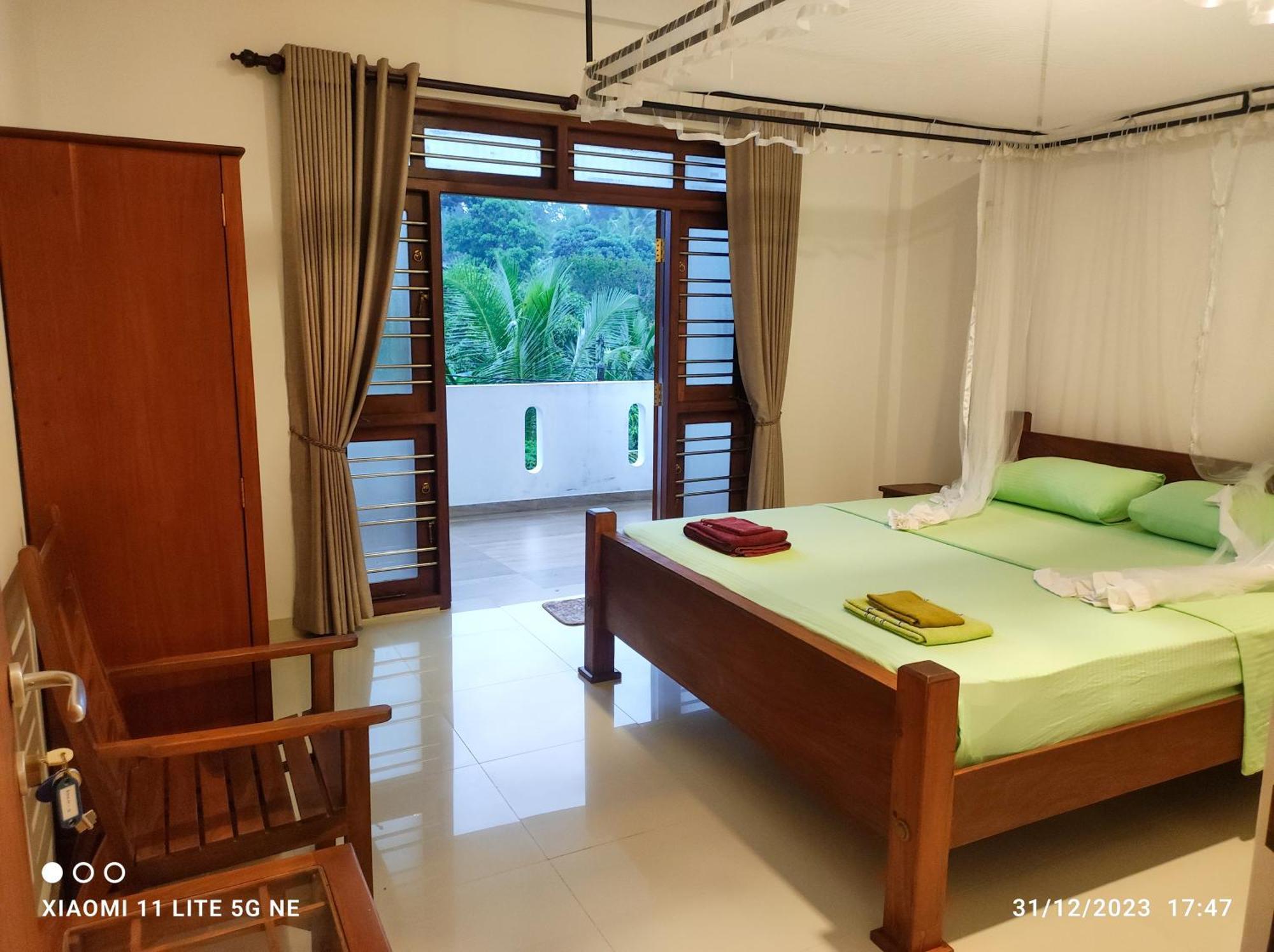 Villa Tanzanite Hikkaduwa Buitenkant foto